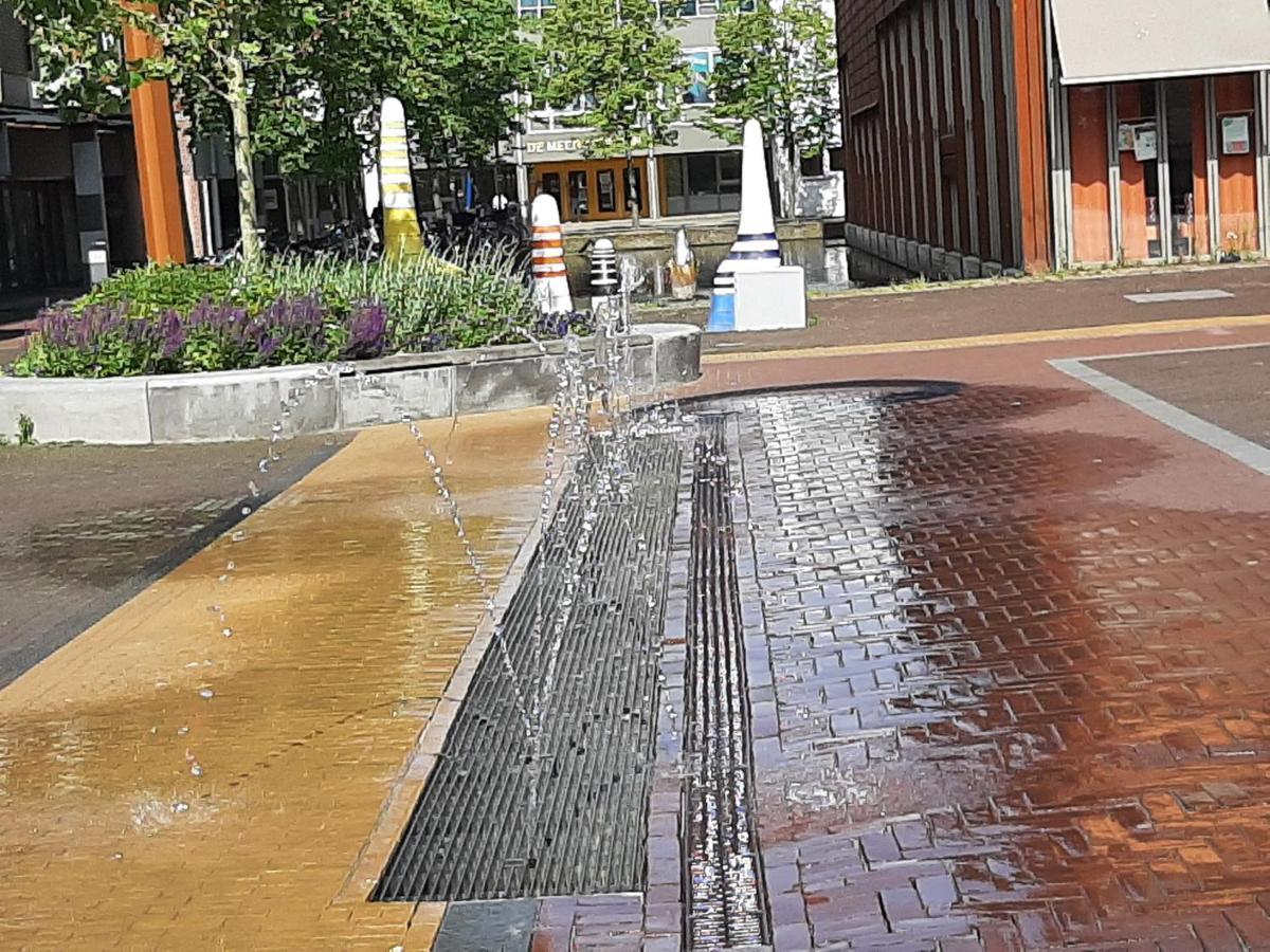 Aan De Kerkgracht Appartamento Almere Esterno foto